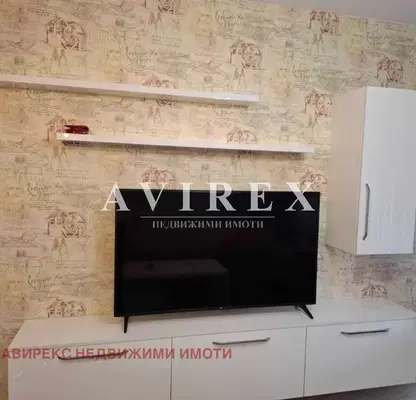 Снимка 4 — Тристаен апартамент в Кючук Париж, Пловдив, 5-ти етаж