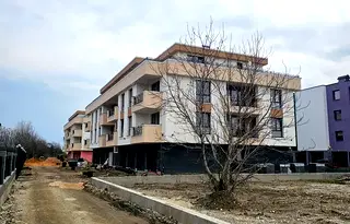 Двустаен апартамент с южно изложение в Остромила, Пловдив