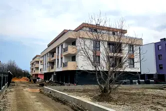 Двустаен апартамент с южно изложение в Остромила, Пловдив