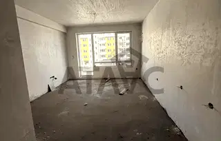 Двустаен апартамент с тераса в Остромила, Пловдив