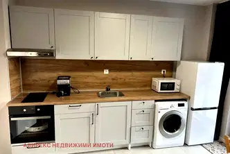 Двустаен апартамент с паркомясто в Прослав, Пловдив
