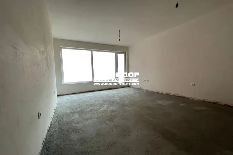 3-bedroom apartment in Plovdiv, Sydiiski