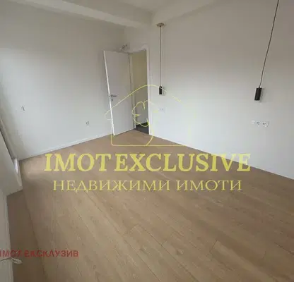 Снимка 4 — Тристаен апартамент в Съдийски, Пловдив с тераса