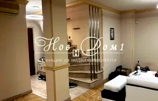 Просторен мезонет с 5 стаи и панорамна гледка в Съдийски, Пловдив