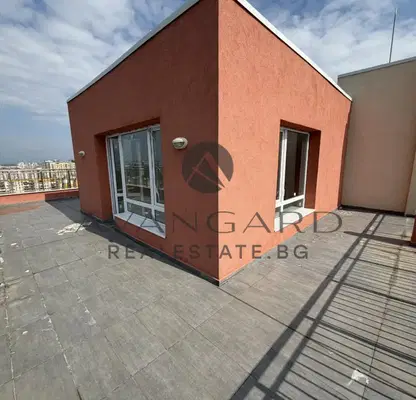 Снимка 4 — Апартамент с 1 стая и тераса в Тракия, Пловдив