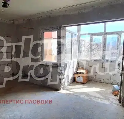 Снимка 3 — Едностаен апартамент в Тракия, Пловдив с гледка към града