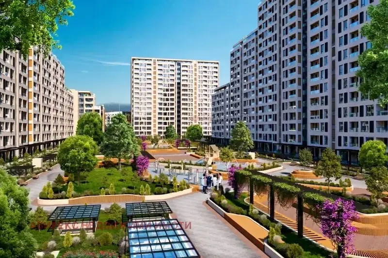 Двустаен апартамент на 9-ти етаж в Тракия, Пловдив с озеленен двор