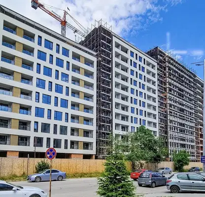 Снимка 3 — Тристаен апартамент с две тераси в Тракия, Пловдив