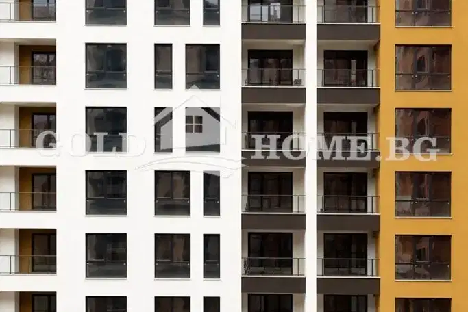 Просторен 3-стаен апартамент в Тракия с голяма тераса
