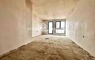 Тристаен апартамент 107 кв.м в Тракия с източно изложение