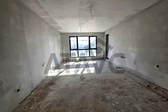 Тристаен апартамент в Тракия, Пловдив с тераса и асансьор