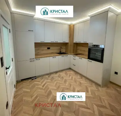 Снимка 3 — Двустаен апартамент с тераса в Кичук Париж, Пловдив