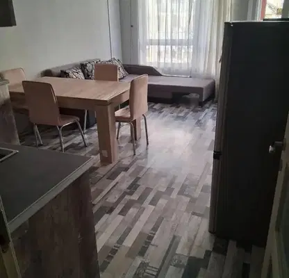Снимка 2 — Двустаен апартамент с тераса в Южен, Пловдив
