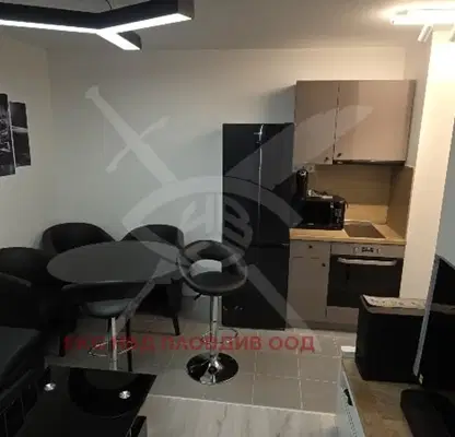 Снимка 2 — Двустаен апартамент 54 кв.м. в Западен, Пловдив