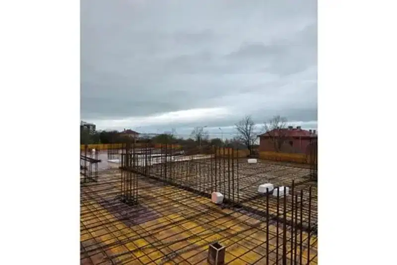 Тристаен апартамент в Бургас, Поморие