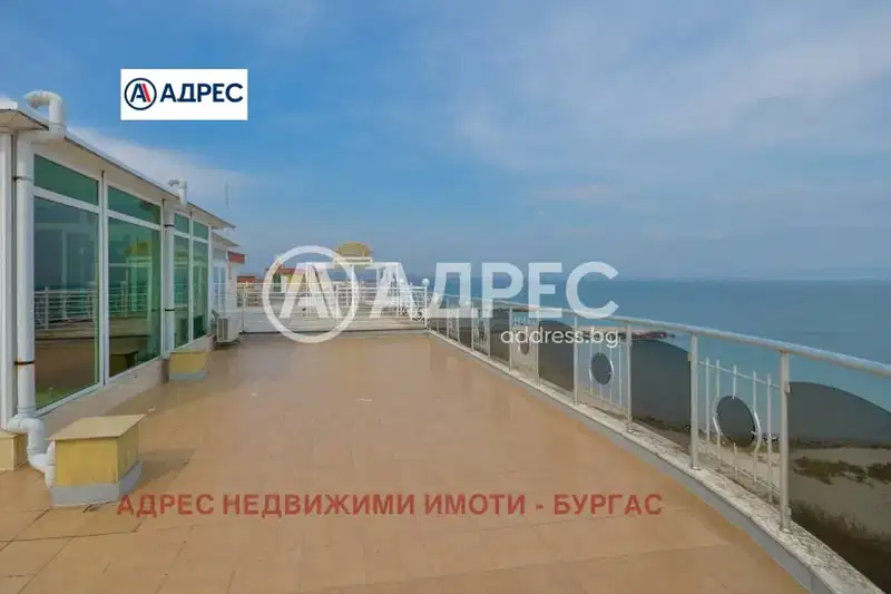 4-bedroom apartment in Oblast Burgas, Pomorie