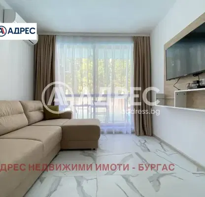 Снимка 3 — Двустаен апартамент в Бургас, Приморско