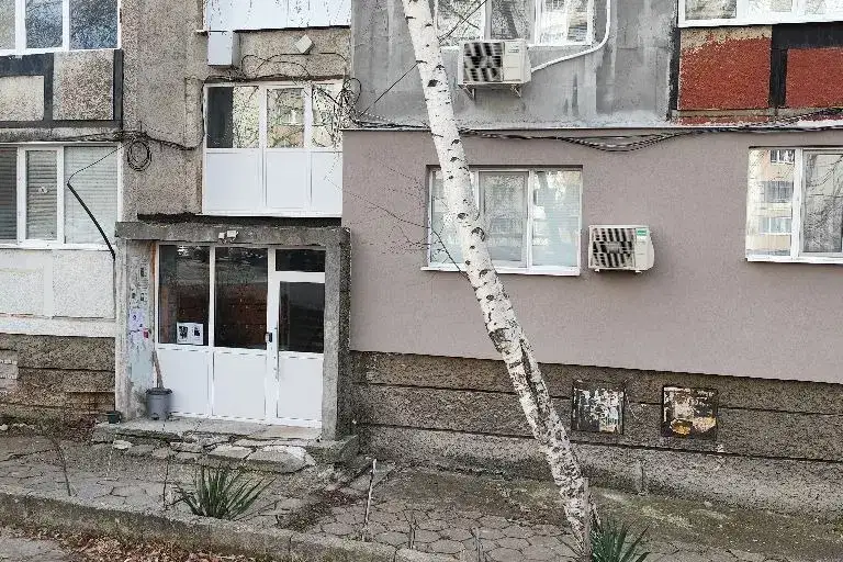 Двустаен апартамент в Перник, Радомир
