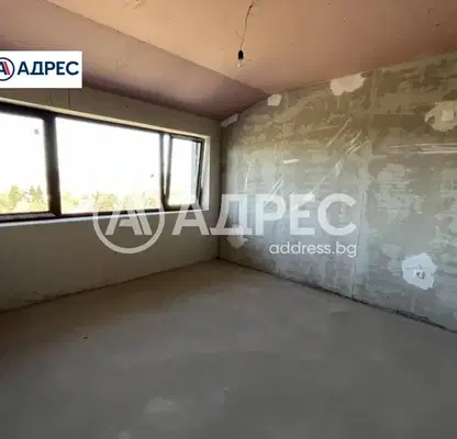 Снимка 3 — Тристаен апартамент в Раз, Житница