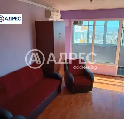 Снимка 2 — Тристаен апартамент в Раз, Орел