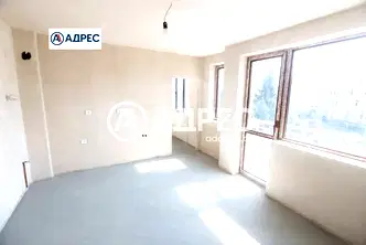 апартамент в Раз, Варош