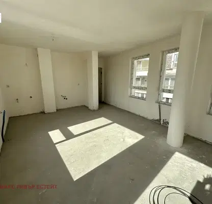 Photo 5 — 2-bedroom apartment in Ruse, Centyr