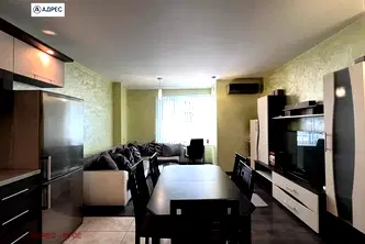 Тристаен апартамент в Русе, Център