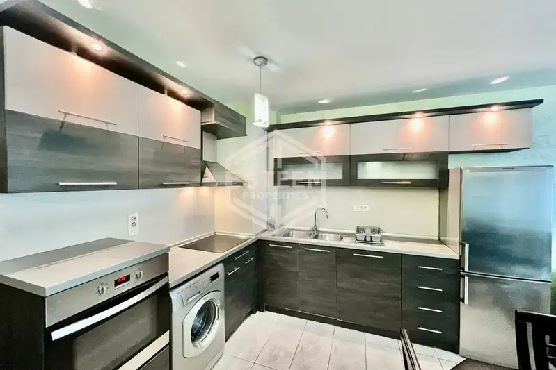 apartment in Ruse, Centyr