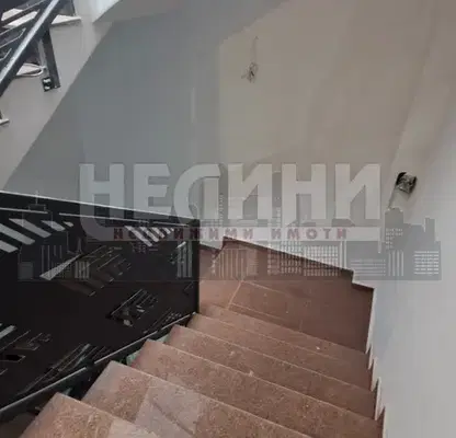 Снимка 5 — апартамент в Русе, Център