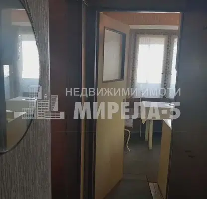 Снимка 4 — Двустаен апартамент в Русе, Чародейка - Север