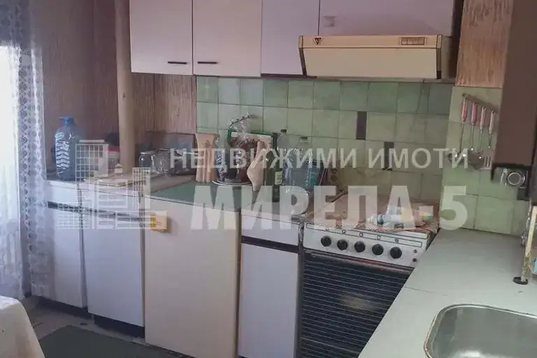 Двустаен апартамент в Русе, Чародейка - Север