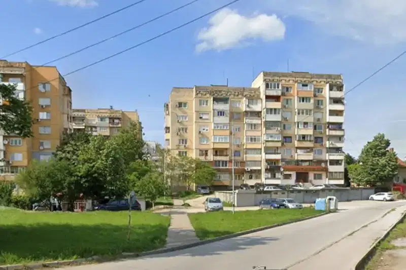 Двустаен апартамент в Русе, Чародейка - Север