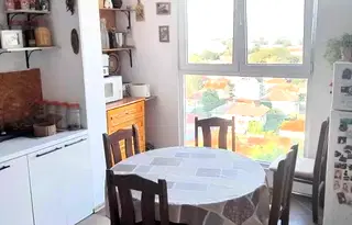 Тристаен апартамент в Русе, Родина 1