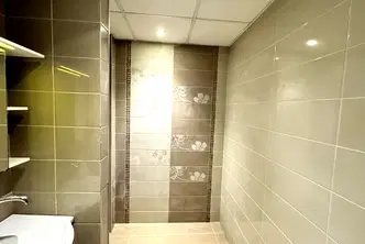 Многостаен апартамент в Русе, Родина 1