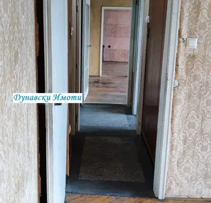 Снимка 4 — Тристаен апартамент в Русе, Широк център