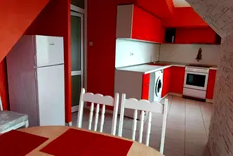 Многостаен апартамент в Русе, Широк център