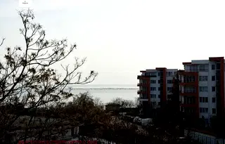 Тристаен апартамент в Бургас, с. Равда