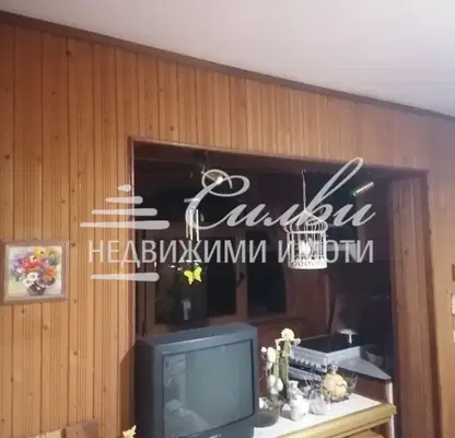 Снимка 4 — апартамент в Шумен, 5-ти полк