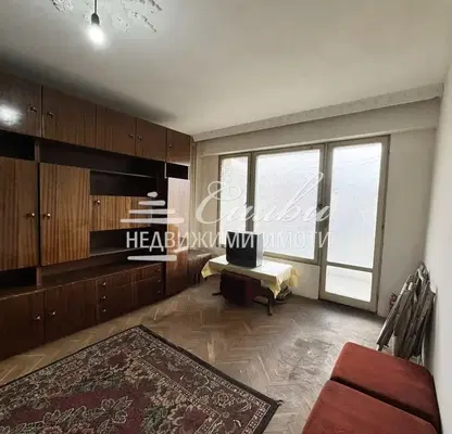 Снимка 2 — апартамент в Шумен, 5-ти полк