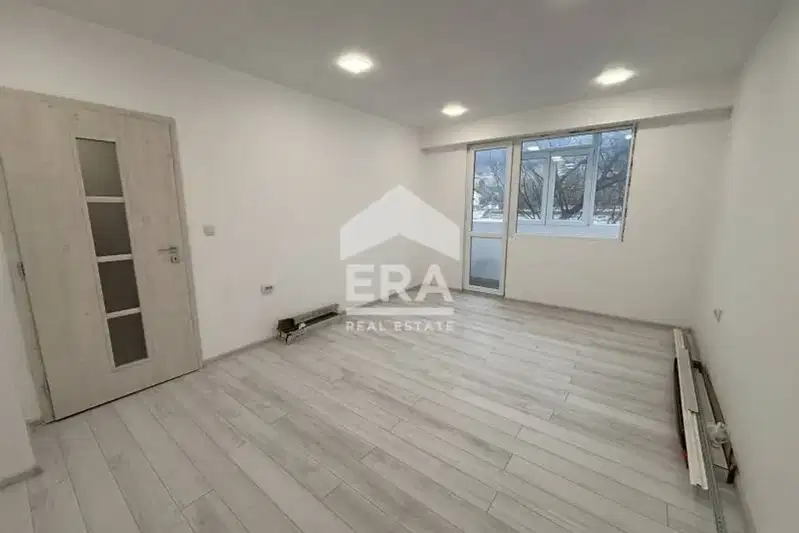 1-bedroom apartment in Shumen, Baseina