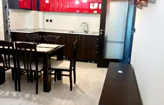 Тристаен апартамент в Шумен, Център