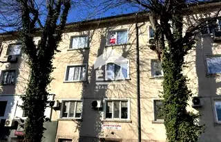 Тристаен апартамент в Шумен, Център