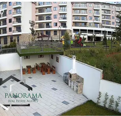 Снимка 2 — апартамент в Шумен, Център