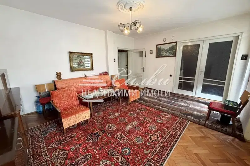 apartment in Shumen, Centyr