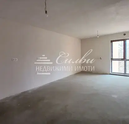 Photo 2 — 3-bedroom apartment in Shumen, Dobrudjanski