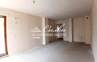 Тристаен апартамент в Шумен, Добруджански