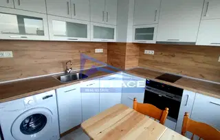 Тристаен апартамент в Шумен, Добруджански