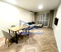Снимка 3 — Двустаен апартамент в Шумен, Пазара