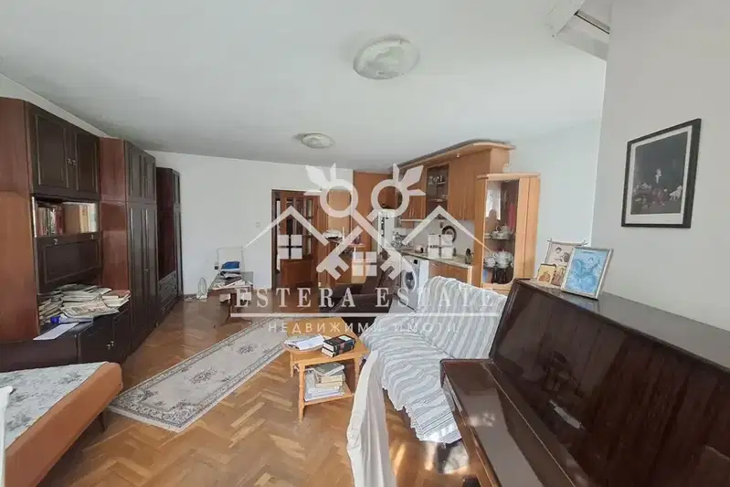 apartment in Shumen, Pojarnata