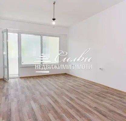 Снимка 4 — апартамент в Шумен, Тракия